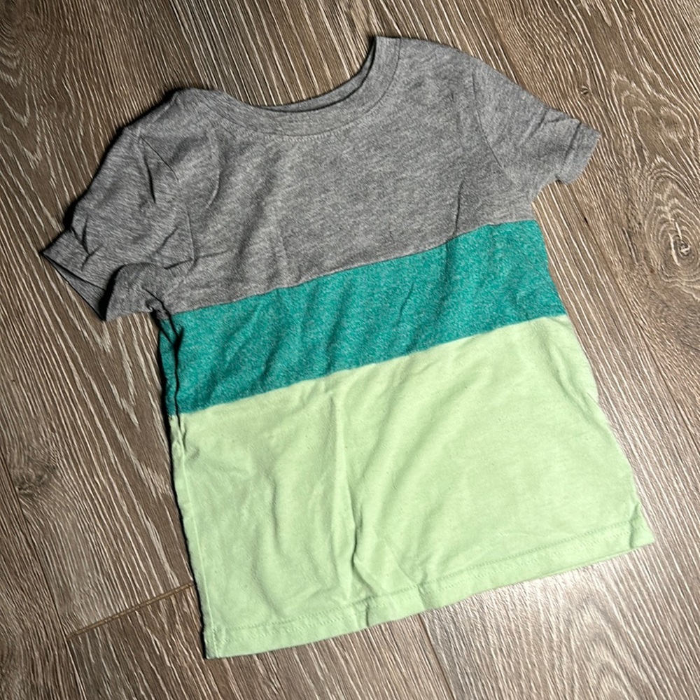 Cute color block t shirt